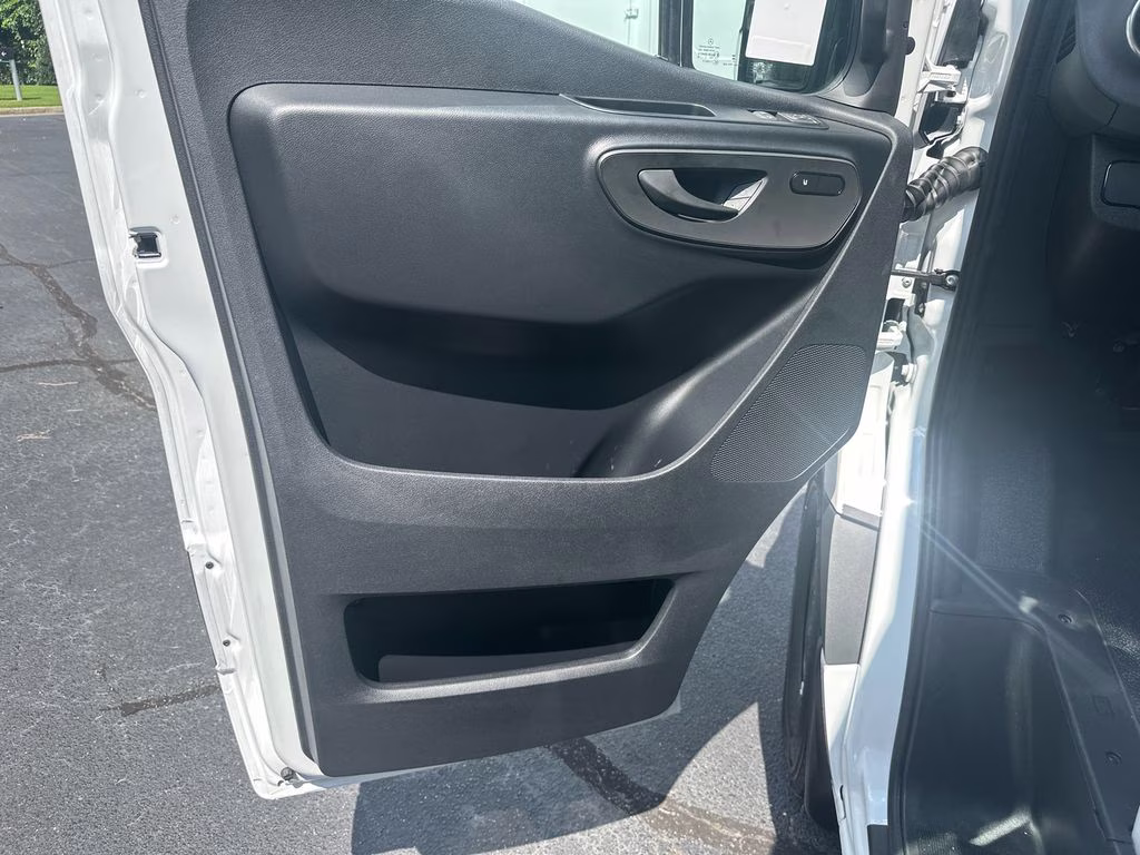 2026 Artic White Mercedes-Benz Sprinter 2500 Cargo 144 WB RWD Van