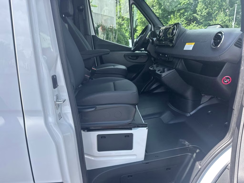 2026 Artic White Mercedes-Benz Sprinter 2500 Cargo 144 WB RWD Van