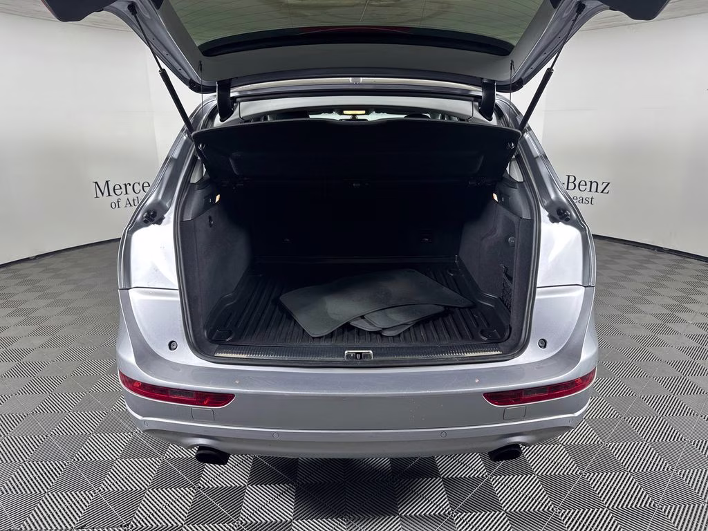 2015 Florett Silver Metallic Audi Q5 2.0T Premium Plus AWD SUV