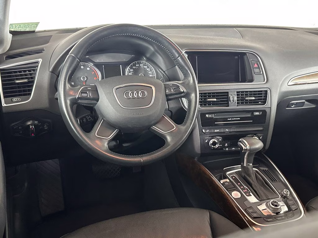 2015 Florett Silver Metallic Audi Q5 2.0T Premium Plus AWD SUV