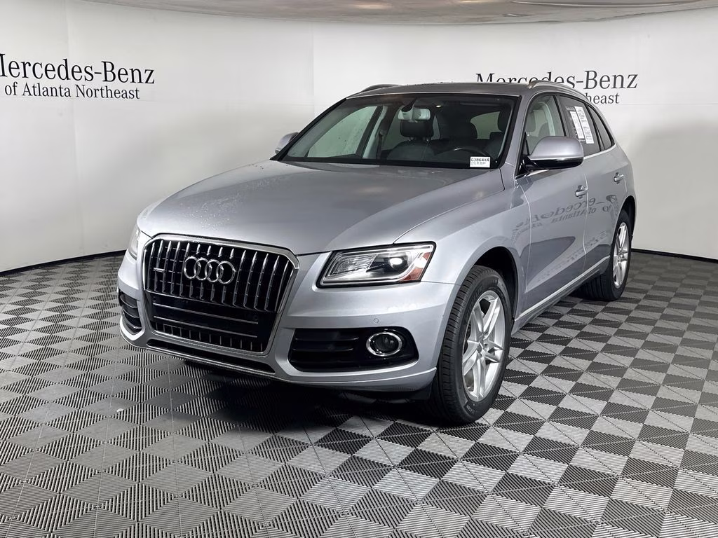 2015 Florett Silver Metallic Audi Q5 2.0T Premium Plus AWD SUV