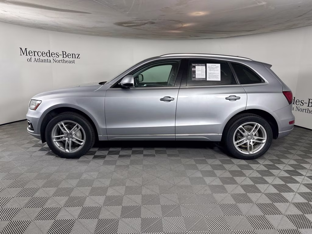 2015 Florett Silver Metallic Audi Q5 2.0T Premium Plus AWD SUV