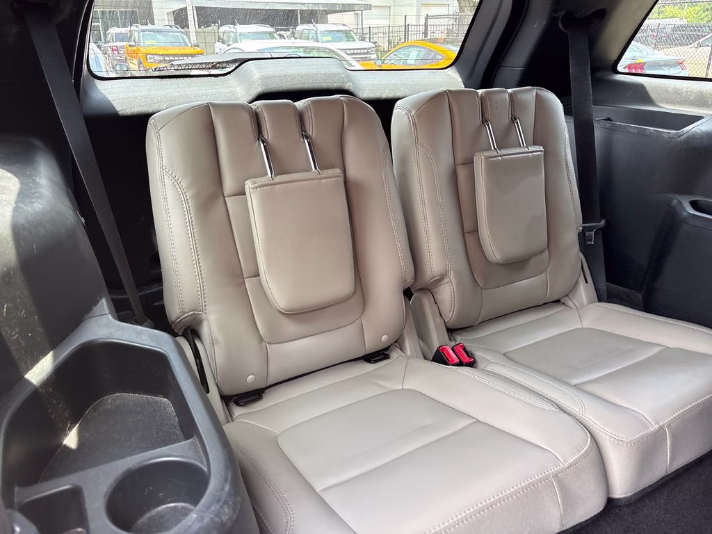 2018 Burgundy Ford Explorer XLT 4X4 SUV
