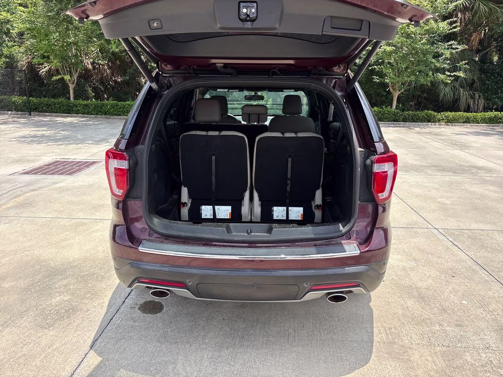 2018 Burgundy Ford Explorer XLT 4X4 SUV