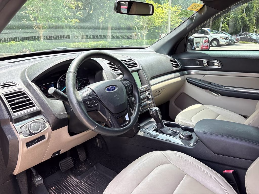 2018 Burgundy Ford Explorer XLT 4X4 SUV
