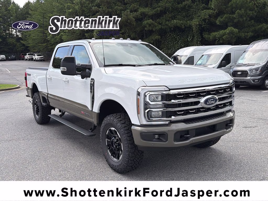 2026 Oxford White Ford Super Duty F-350 SRW King Ranch 4X4 Truck