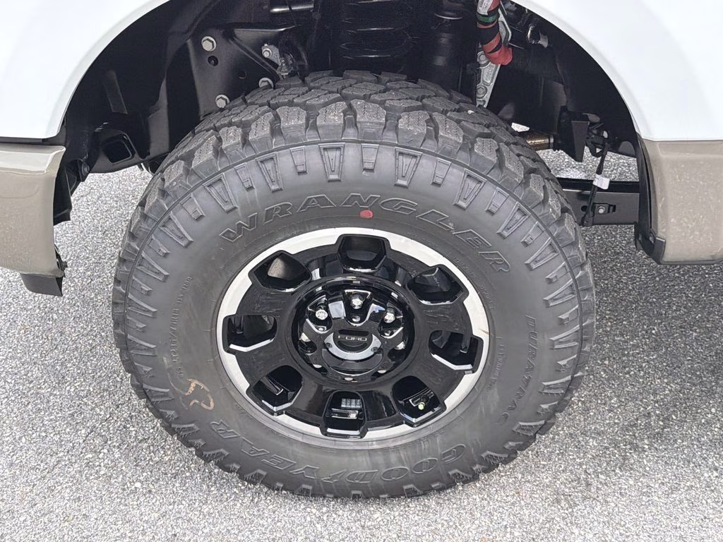 2026 Oxford White Ford Super Duty F-350 SRW King Ranch 4X4 Truck