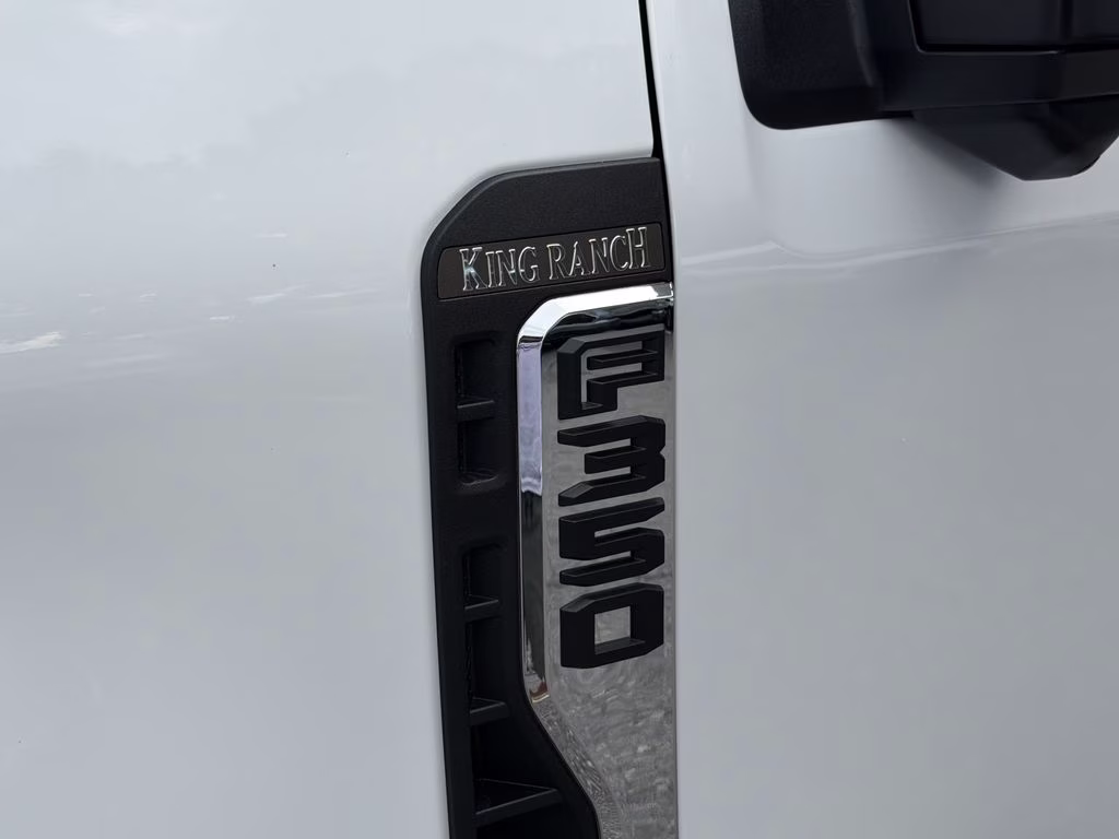 2026 Oxford White Ford Super Duty F-350 SRW King Ranch 4X4 Truck