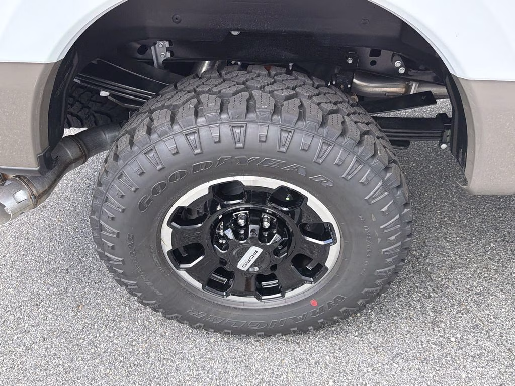 2026 Oxford White Ford Super Duty F-350 SRW King Ranch 4X4 Truck