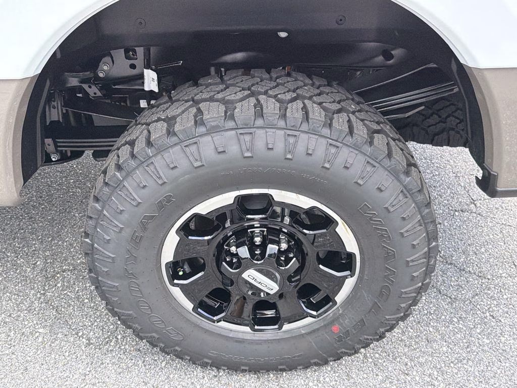 2026 Oxford White Ford Super Duty F-350 SRW King Ranch 4X4 Truck