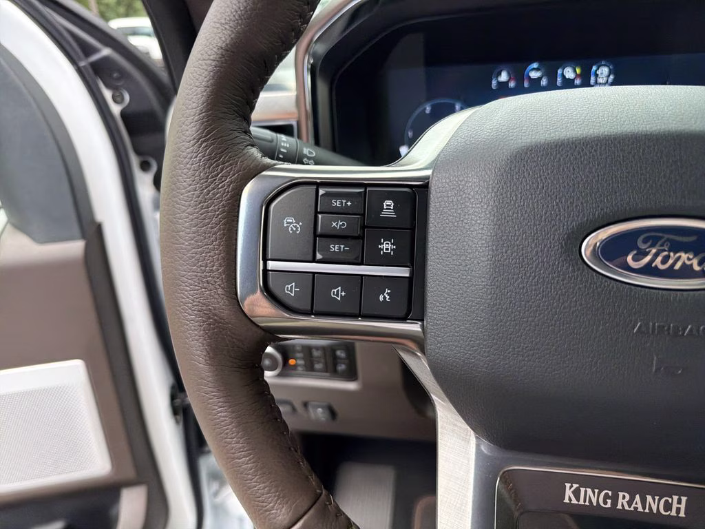 2026 Oxford White Ford Super Duty F-350 SRW King Ranch 4X4 Truck