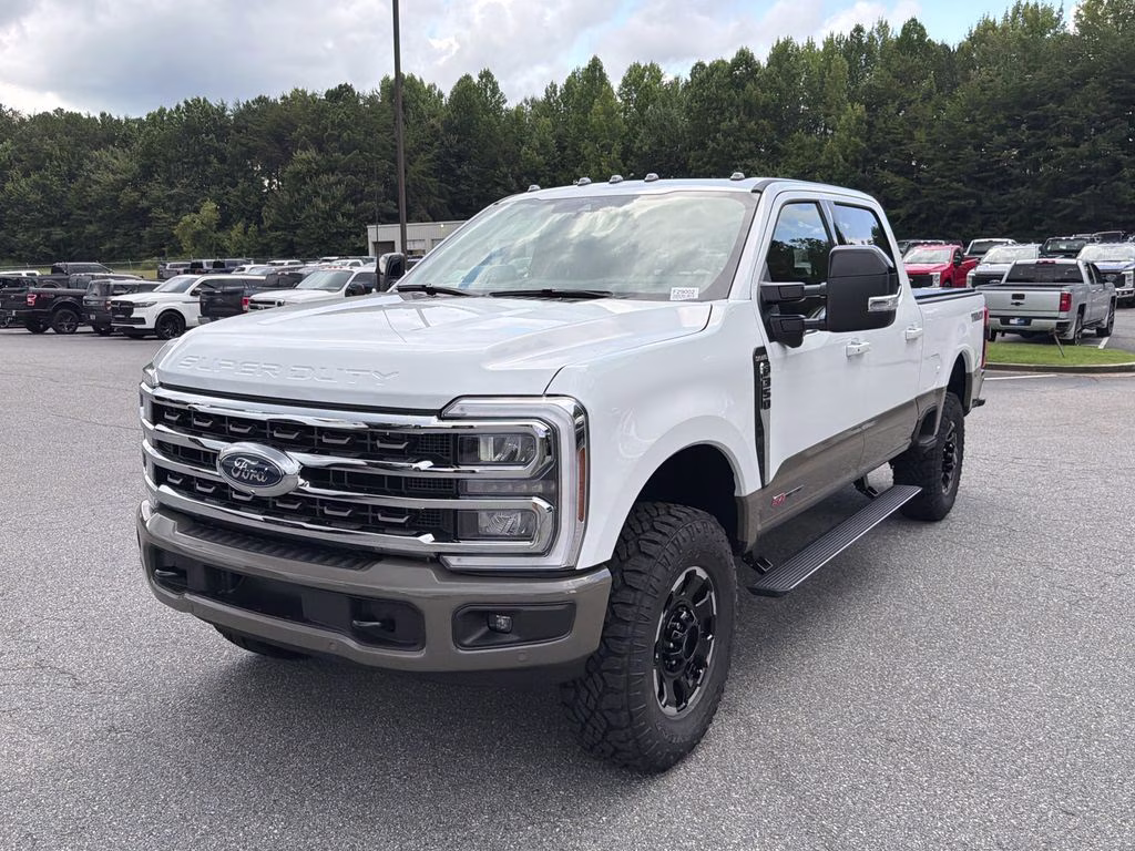2026 Oxford White Ford Super Duty F-350 SRW King Ranch 4X4 Truck