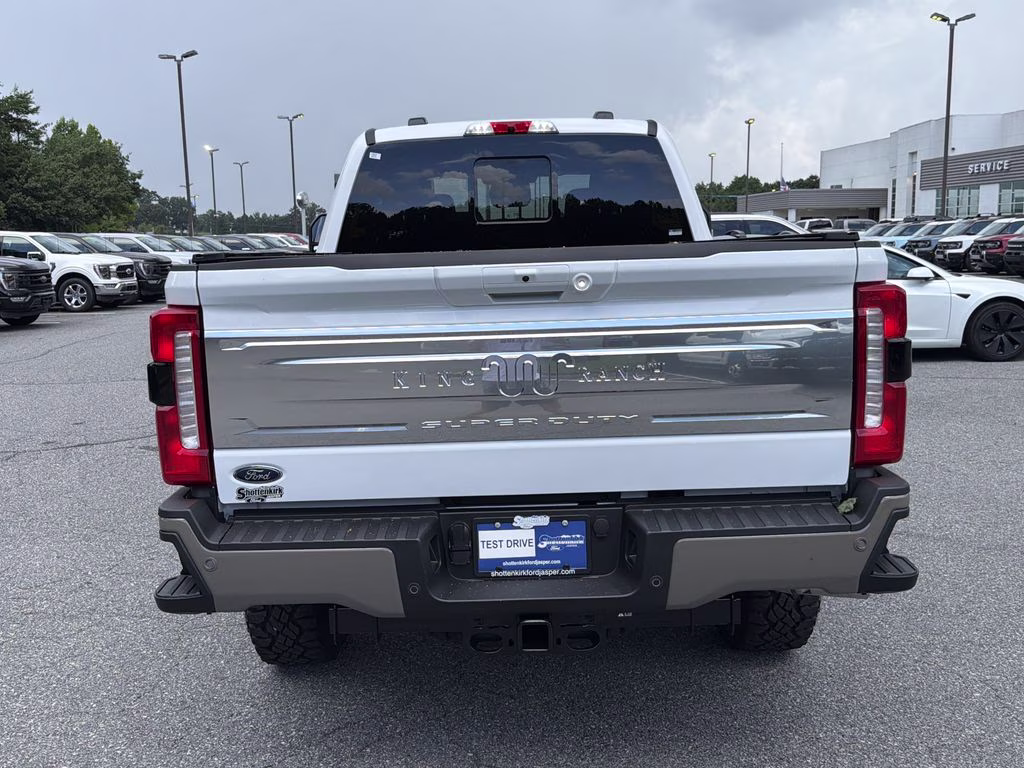 2026 Oxford White Ford Super Duty F-350 SRW King Ranch 4X4 Truck
