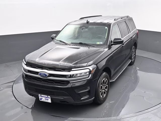 2023 Black Ford Expedition XLT 4X4 SUV