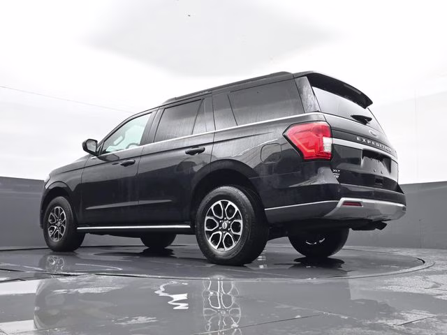 2023 Black Ford Expedition XLT 4X4 SUV