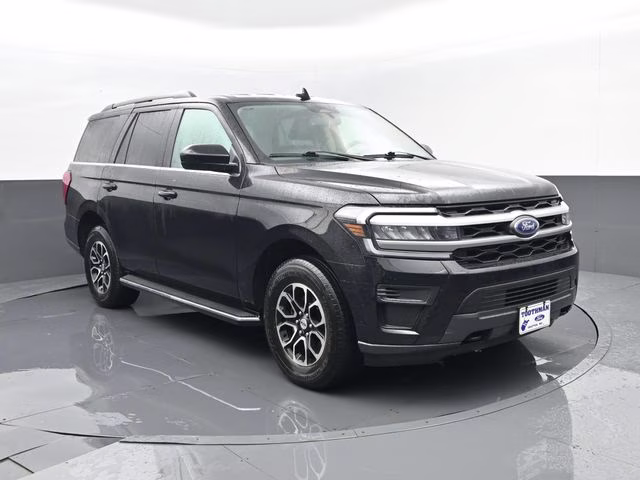 2023 Black Ford Expedition XLT 4X4 SUV