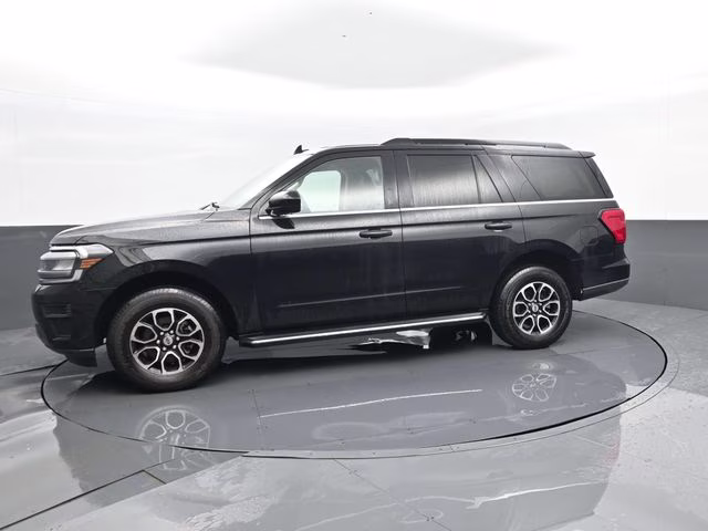 2023 Black Ford Expedition XLT 4X4 SUV