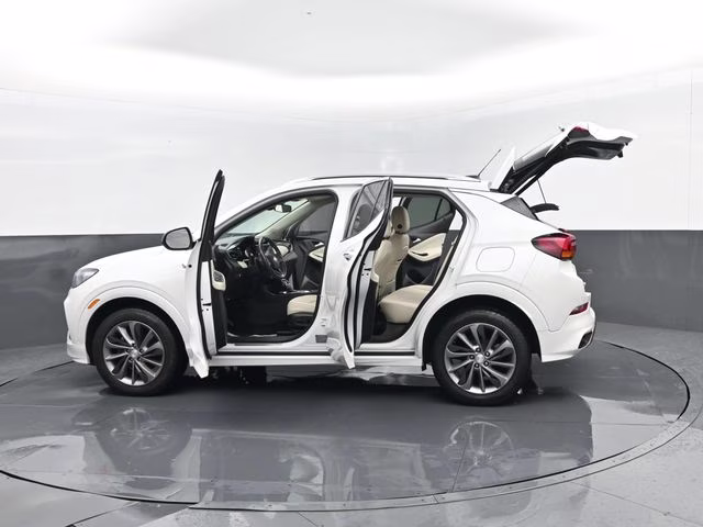 2021 White Frost Tricoat Buick Encore GX Select AWD SUV