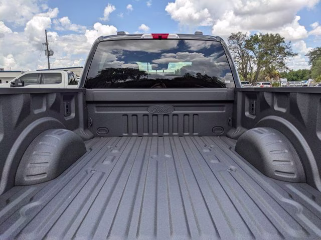2026 Agate Black Metallic Ford Super Duty F-350 SRW Lariat 4X4 Truck