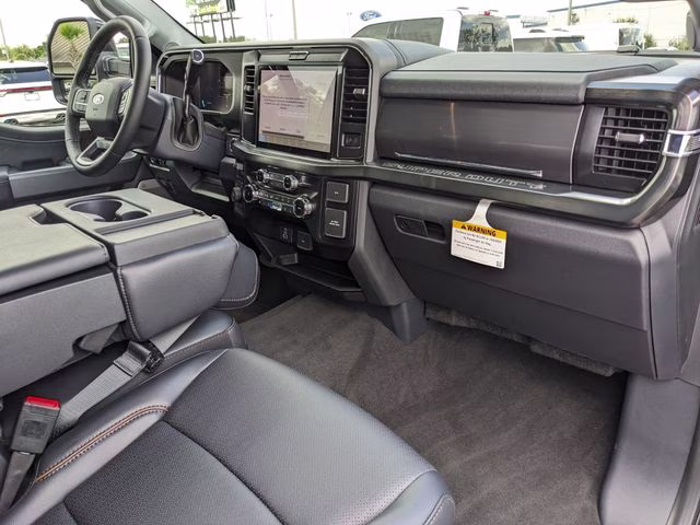 2026 Agate Black Metallic Ford Super Duty F-350 SRW Lariat 4X4 Truck