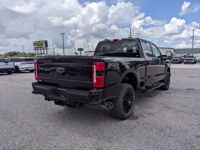 2026 Agate Black Metallic Ford Super Duty F-350 SRW Lariat 4X4 Truck