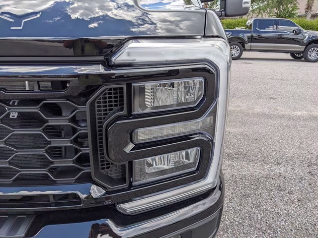 2026 Agate Black Metallic Ford Super Duty F-350 SRW Lariat 4X4 Truck