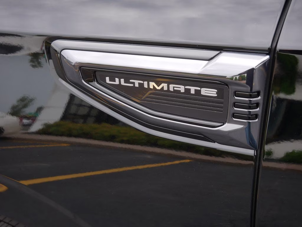 2026 Onyx Black GMC Yukon XL Denali Ultimate 4X4 SUV