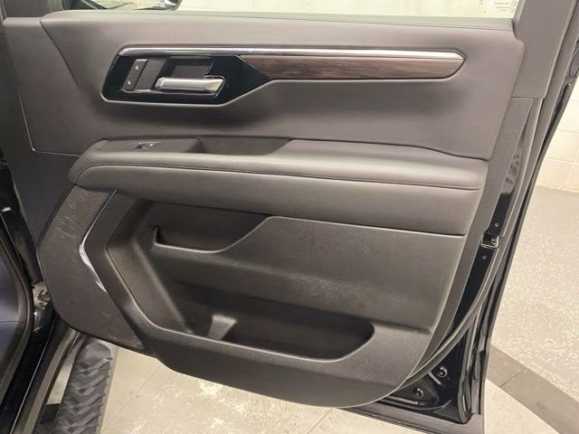 2026 Black Chevrolet Suburban Z71 4X4 SUV