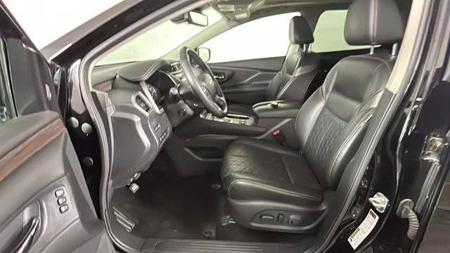 2023 Super Black Nissan Murano Platinum AWD SUV