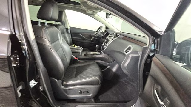 2023 Super Black Nissan Murano Platinum AWD SUV