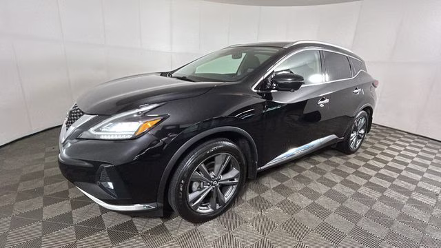 2023 Super Black Nissan Murano Platinum AWD SUV