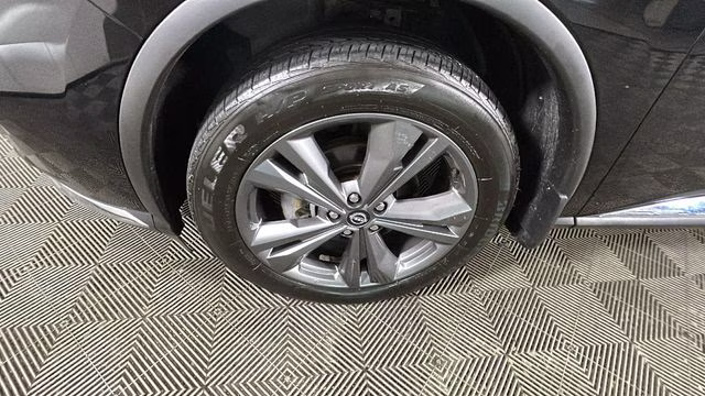 2023 Super Black Nissan Murano Platinum AWD SUV