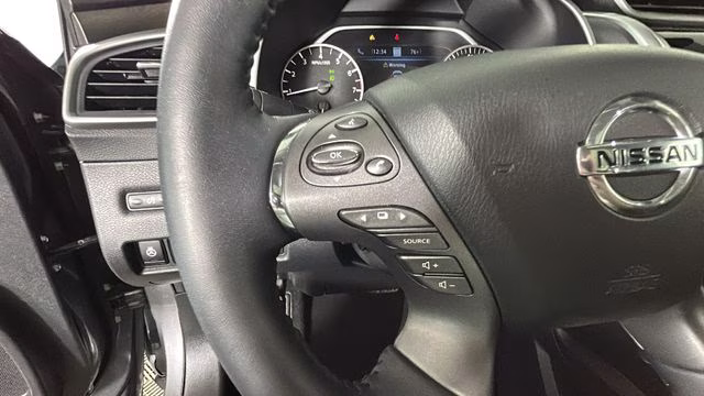 2022 Gun Metallic Nissan Murano Platinum AWD SUV