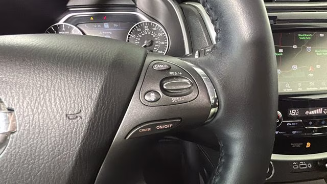 2022 Gun Metallic Nissan Murano Platinum AWD SUV