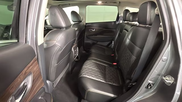 2022 Gun Metallic Nissan Murano Platinum AWD SUV