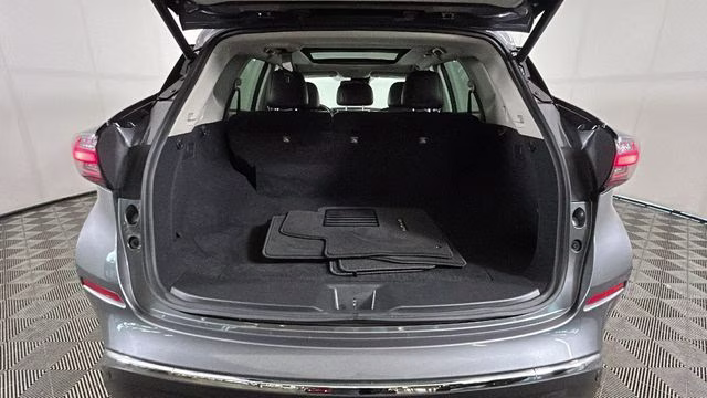 2022 Gun Metallic Nissan Murano Platinum AWD SUV
