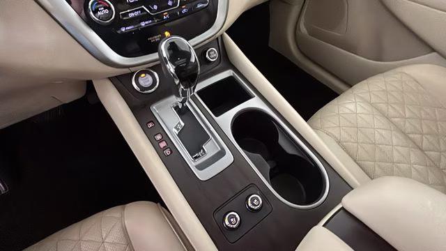 2019 Pearl White Tricoat Nissan Murano Platinum AWD SUV