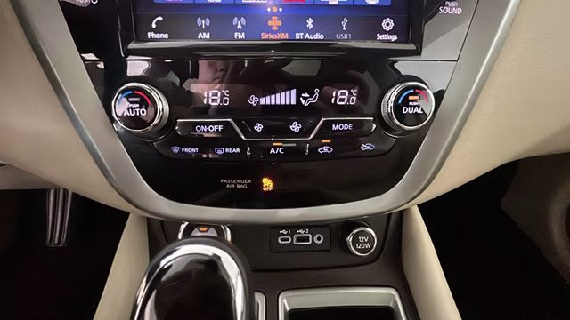 2019 Pearl White Tricoat Nissan Murano Platinum AWD SUV