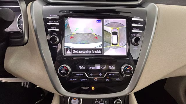 2019 Pearl White Tricoat Nissan Murano Platinum AWD SUV