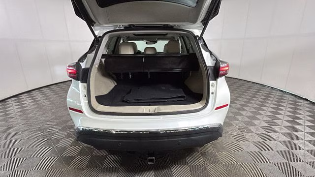 2019 Pearl White Tricoat Nissan Murano Platinum AWD SUV