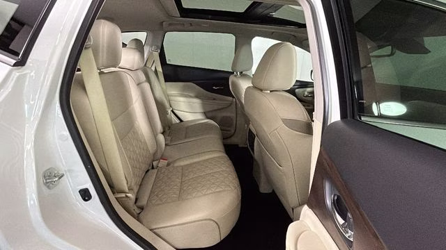 2019 Pearl White Tricoat Nissan Murano Platinum AWD SUV