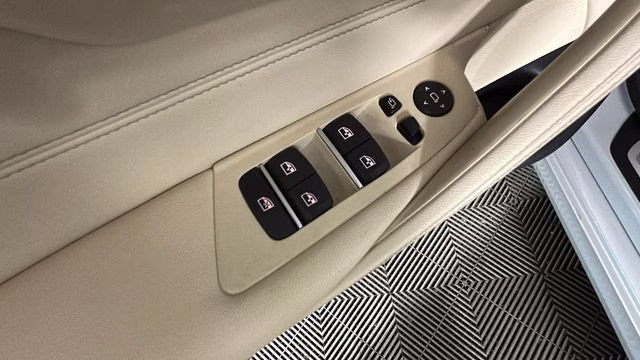 2023 Mineral White Metallic BMW 5 Series 530i xDrive AWD Sedan