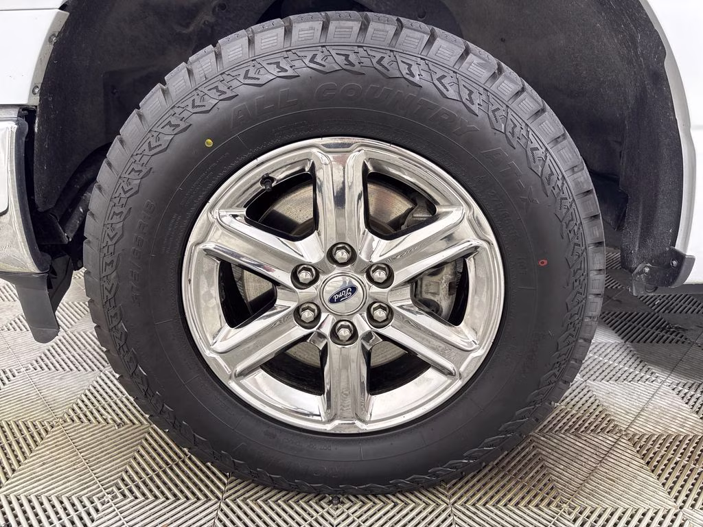 2024 Avalanche Ford F-150 XLT 4X4 Truck