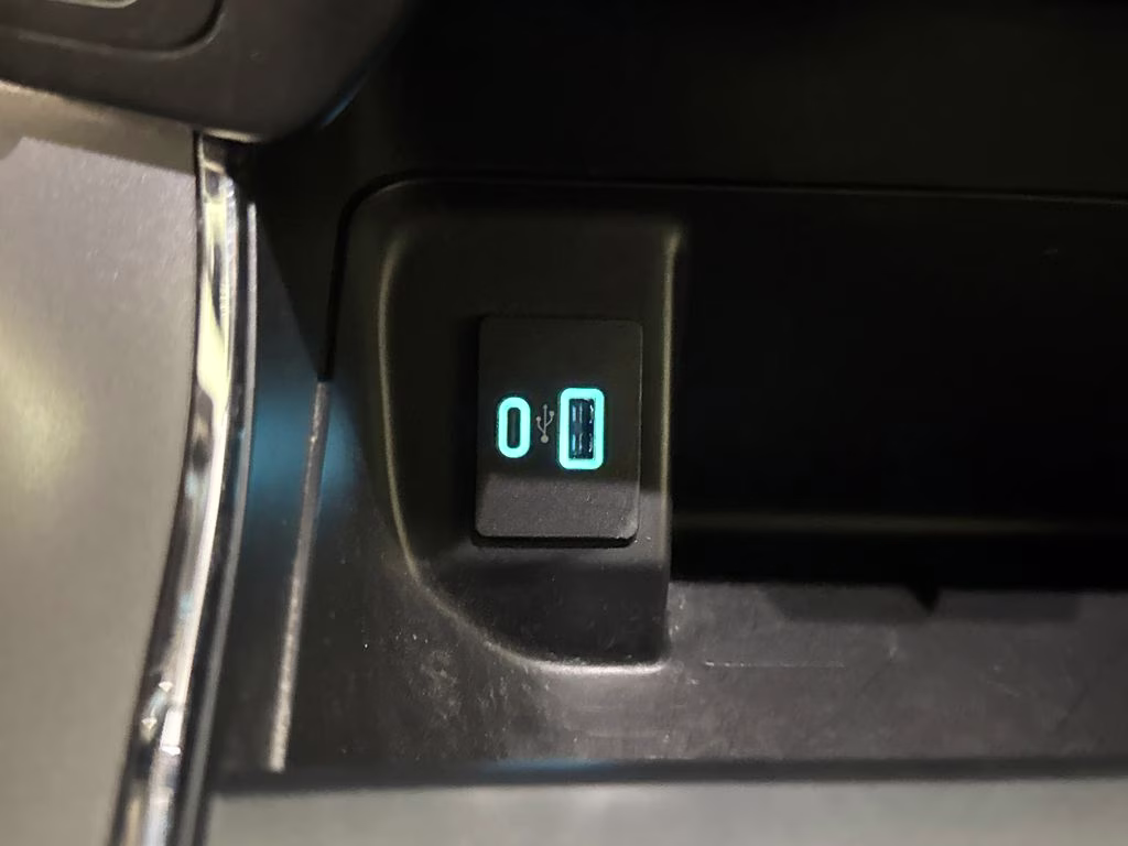 2024 Avalanche Ford F-150 XLT 4X4 Truck