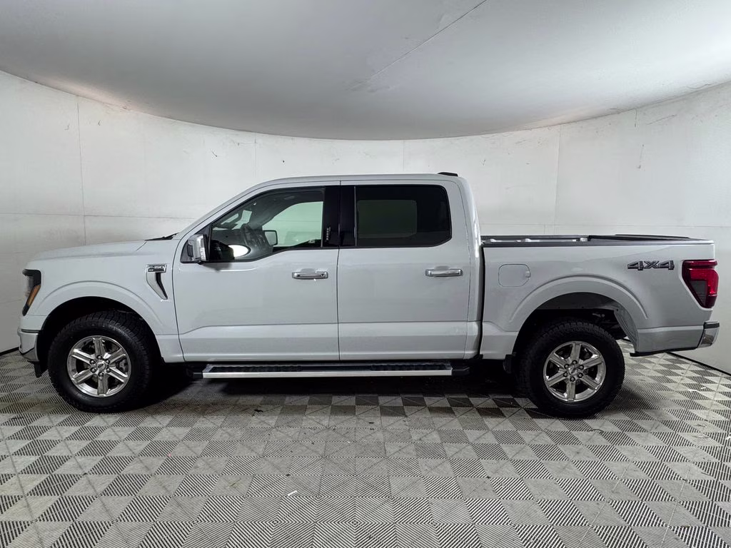 2024 Avalanche Ford F-150 XLT 4X4 Truck