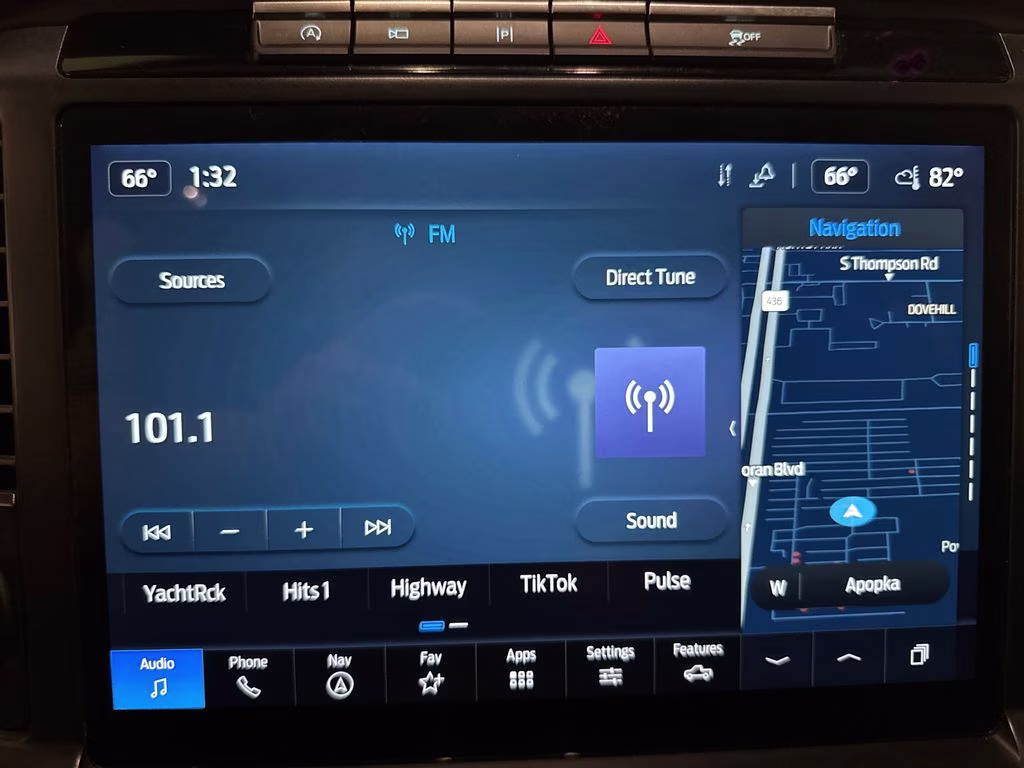 2024 Avalanche Ford F-150 XLT 4X4 Truck