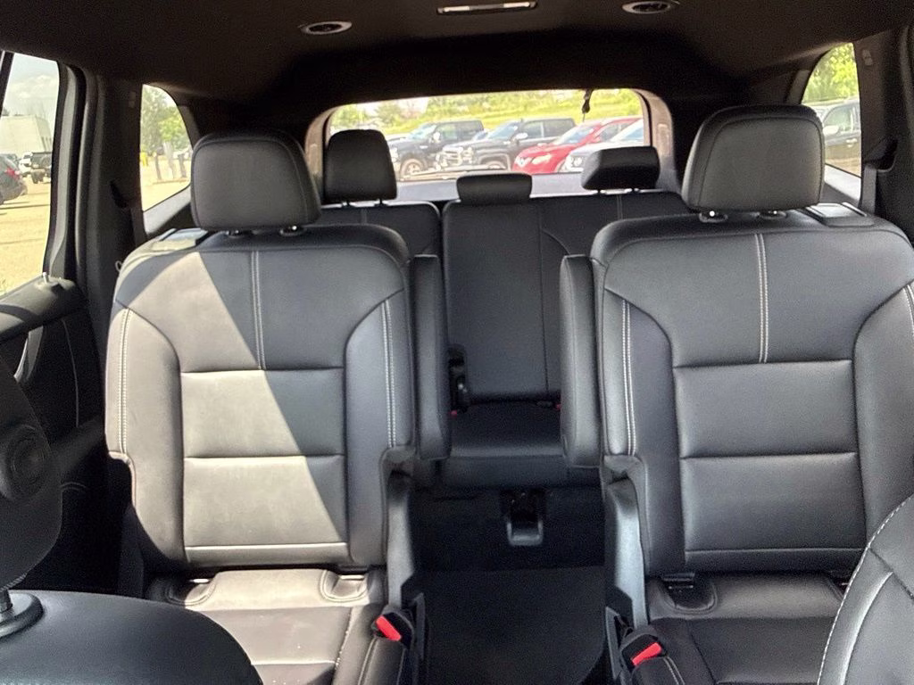 2024 Summit White GMC Acadia Elevation AWD SUV