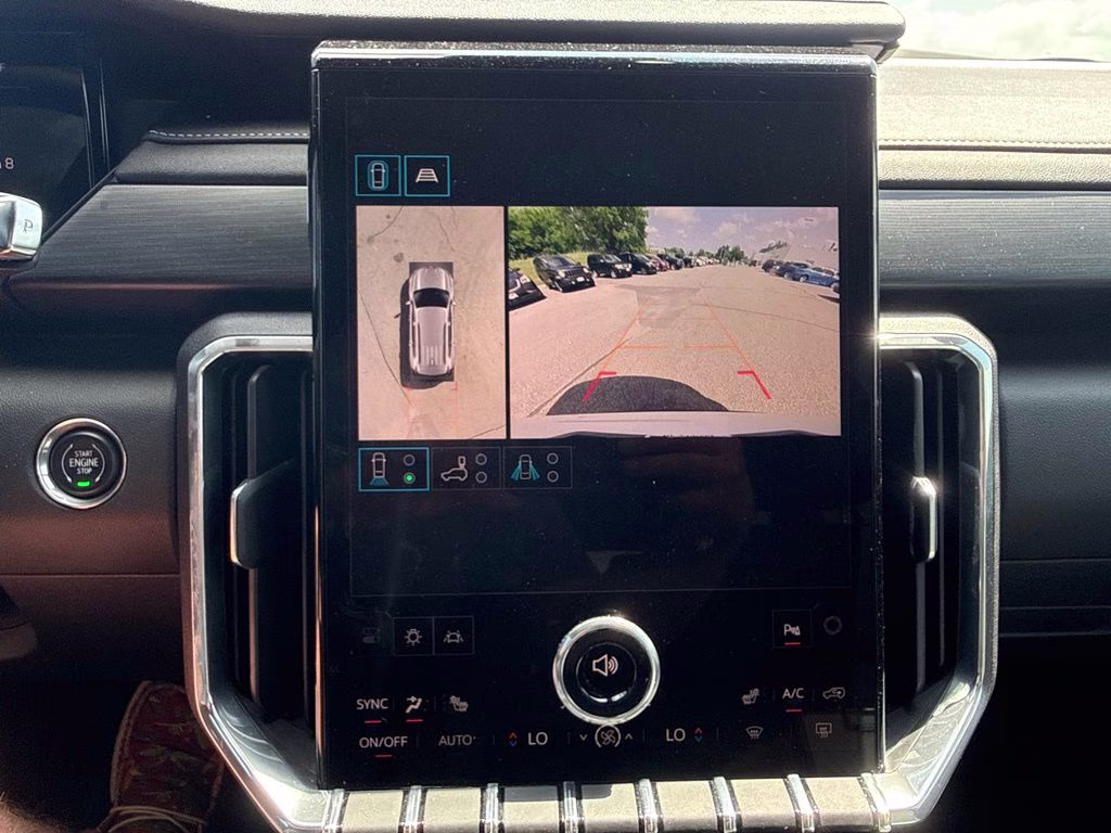 2024 Summit White GMC Acadia Elevation AWD SUV