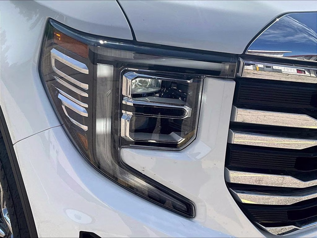 2026 Summit White GMC Sierra 1500 SLT 4X4 Truck