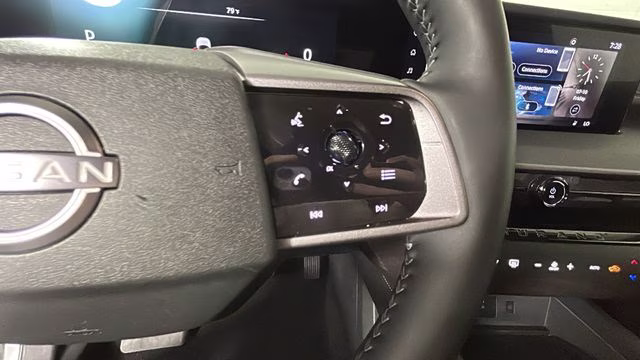 2025 Everest White Pearl Tricoat Nissan Murano SV FWD SUV